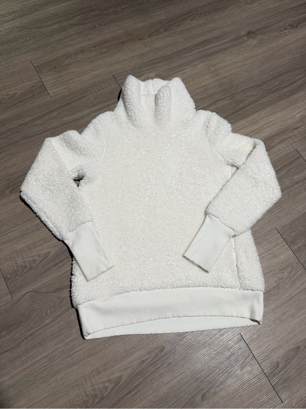 Athleta Ivory Sherpa Cowl Neck Pullover Size S Thumbhole Fleece